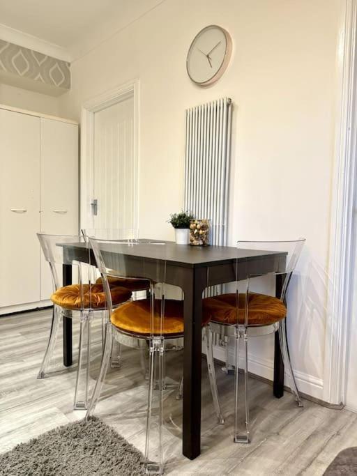 Centrally-Located Gem In Marble Arch, London Kültér fotó