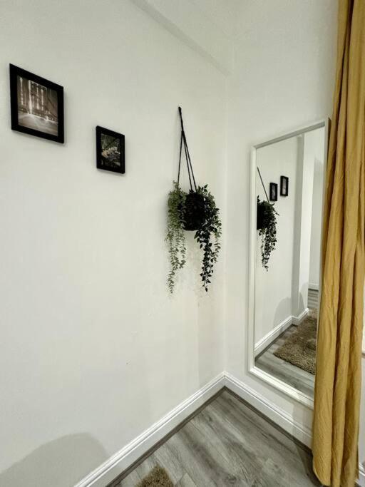 Centrally-Located Gem In Marble Arch, London Kültér fotó