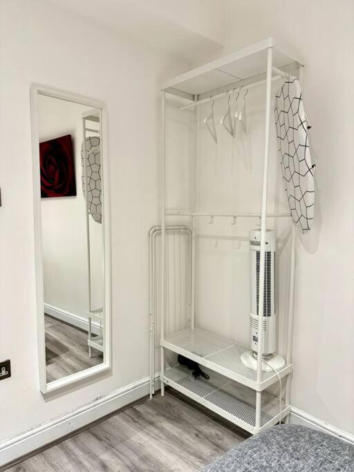Centrally-Located Gem In Marble Arch, London Kültér fotó